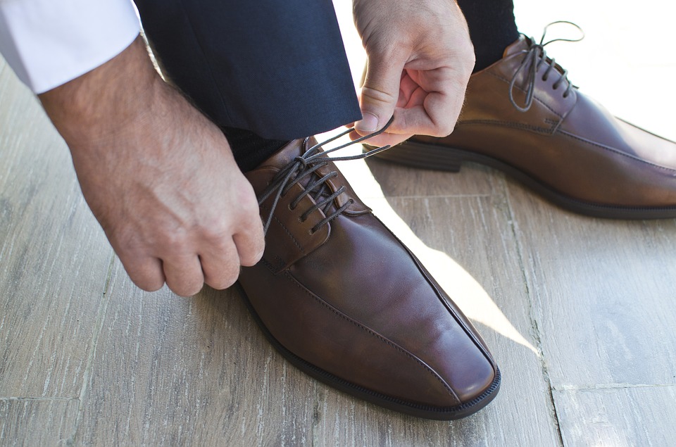 commercial-street-shoes-business-2749332_967_727